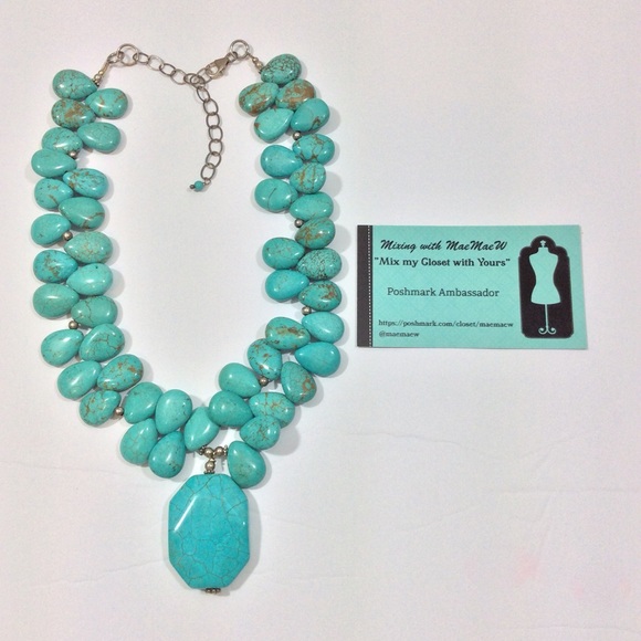 Statement Necklace w/Pendant-NWT-Faux Turquoise - Picture 3 of 6